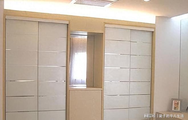 浩瀚体育平台这样装修衣柜省地方又容量大多亏家里的老木匠后悔我家装早了(图5)